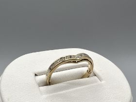 9ct Gold & Diamond Secret Message "I love you ring" - Size N - 2.2 grams