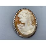 Silver shell cameo brooch, 10g