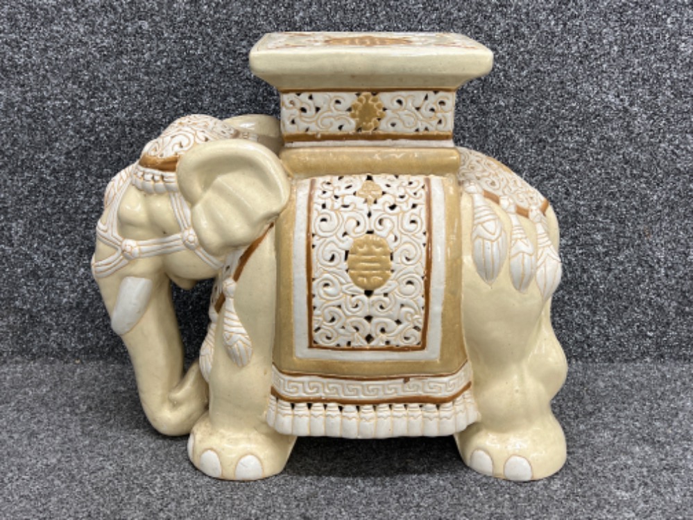 Large Elephant porcelain plant stand