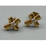 18ct yellow gold and diamond cross stud earrings 2.2g gross