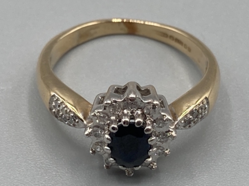 Ladies 9ct yellow gold sapphire and diamond cluster ring size M 3.2g gross