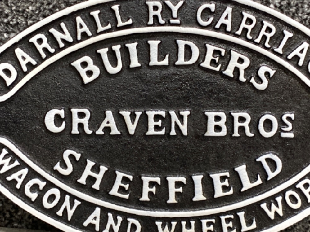 Cast metal coach builder sign - “Darnall RY carriage builders, craven Bros Sheffield, wagon and - Image 2 of 2