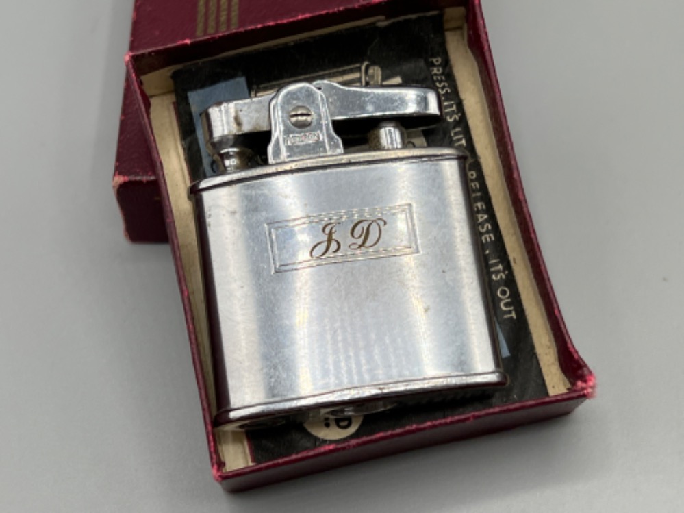 Ronson lighters including Diana 1950s table lighter, working Varaflame 1960s lighter in original box - Bild 3 aus 4