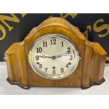 Vintage Mahogany mantle clock with pendulum & 2x keys