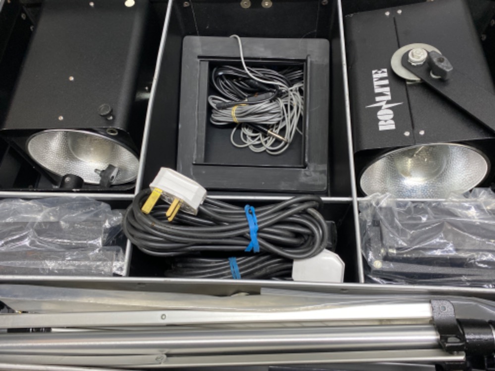 Hardcase containing Bolite camera equipment, including tripod, lighting etc - Image 2 of 2