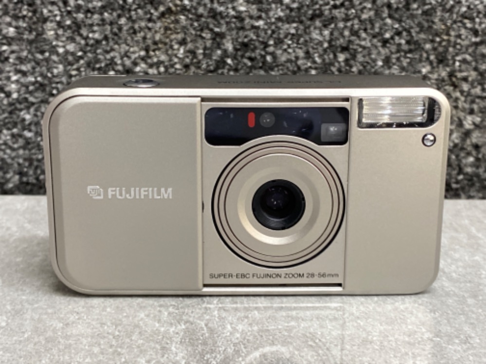 Fujifilm DL Super Mini zoom camera, with original box, in good working condition - Image 2 of 4