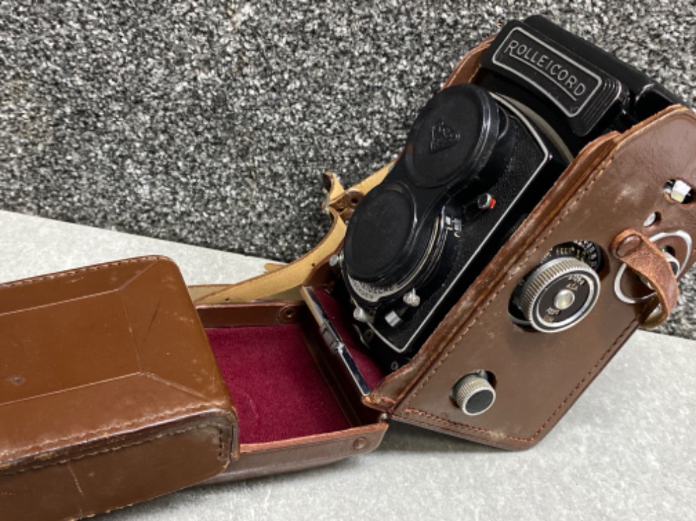 Rolleicord Vb TLR film camera with brown leather case - Bild 3 aus 3