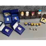 Collection of thimbles including Caithness, 6x cloisonné, 4x Royal Worcester & 4 character