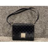 Genuine Lady’s Louis Vuitton “Paris” patent leather handbag,In good condition, in black
