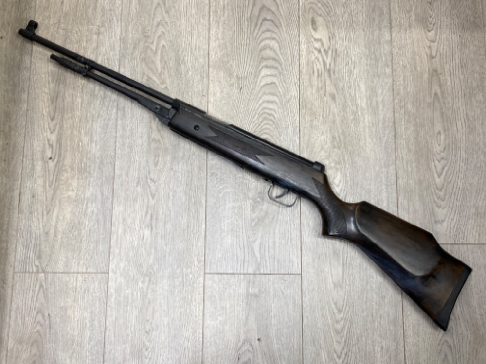 Chinese under-lever (22 cal) air rifle