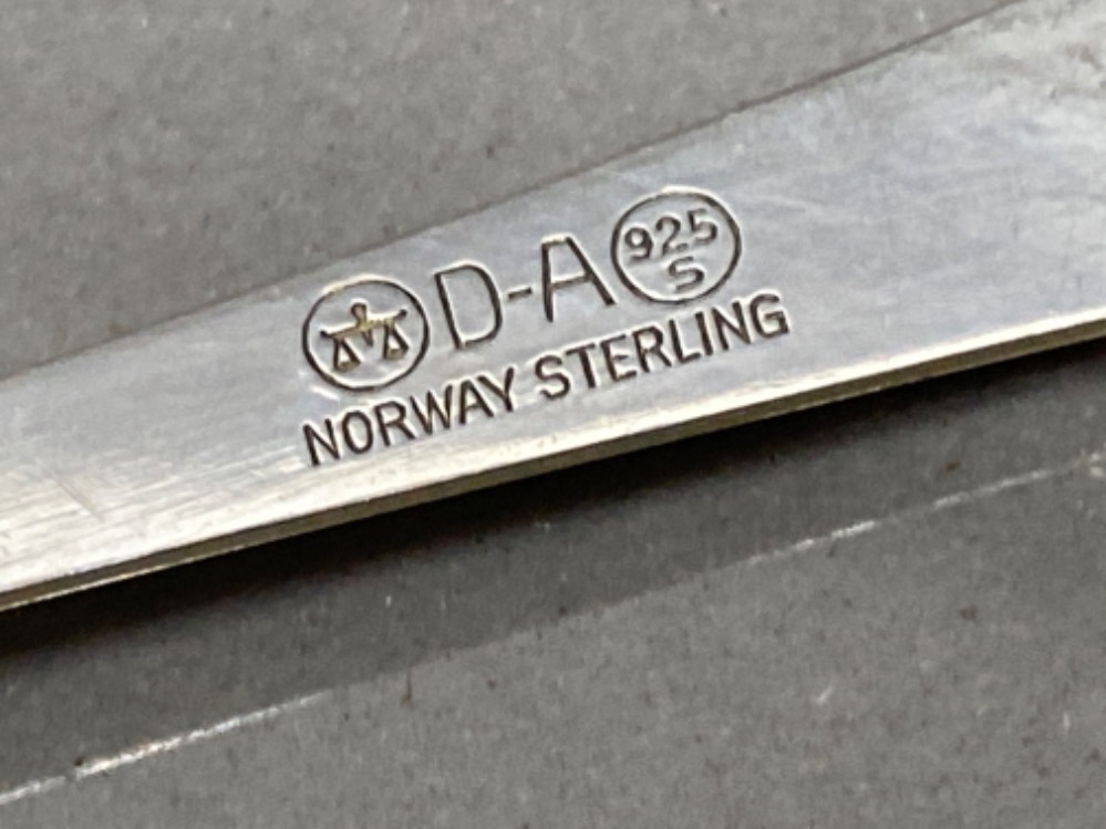 Set of 5 silver gilt & enamelled David Andersen (Norway) teaspoons, each enamelled in different - Image 3 of 3