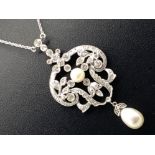 Vintage 18ct white gold diamond & Pearl pendant, 8.6g gross