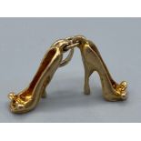 9ct gold high heel shoes 2.4g