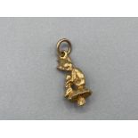 9ct gold licky pixie charm 2.4g