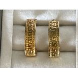 Ladies 9ct gold Givenchy style drop earrings. 5.1g