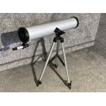 Seben model 76700 Telescope on tripod stand