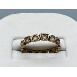 Vintage 9ct yellow gold stone set ring, size M 2.2g