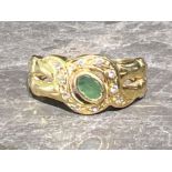 Ladies 18ct gold Emerald and Diamond ring, 4.4g size P1/2