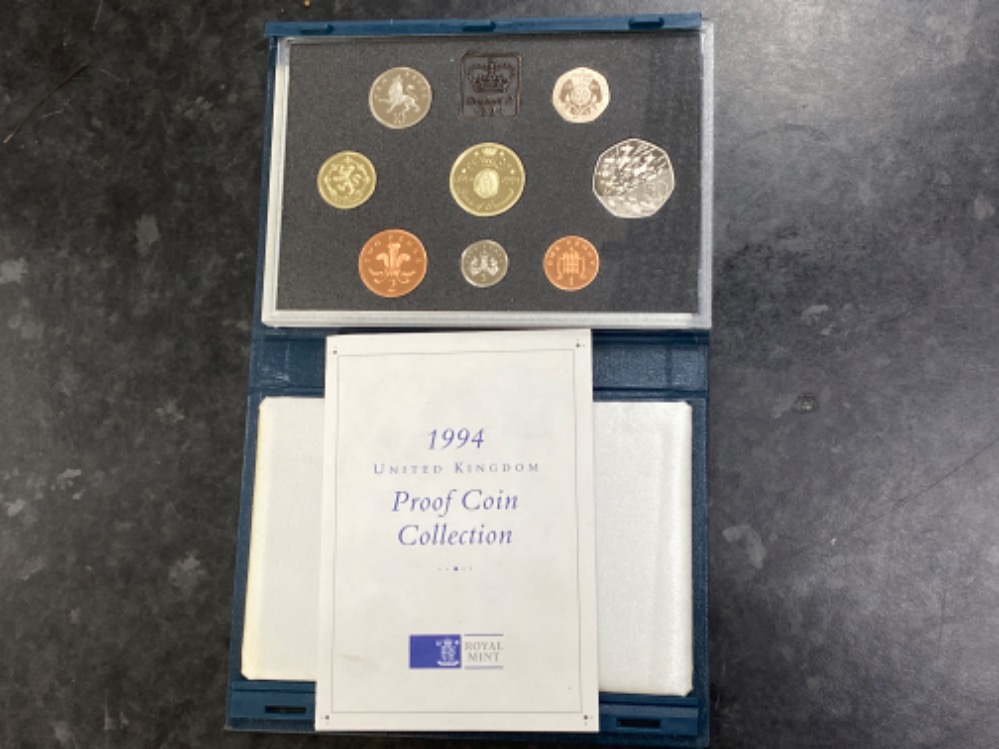 Royal Mint United Kingdom 1994 uncirculated proof coin collection, in original case