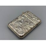 A silver vesta case with embossed decoration 21.8g