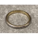 9ct gold and silver ring 2.2g size P