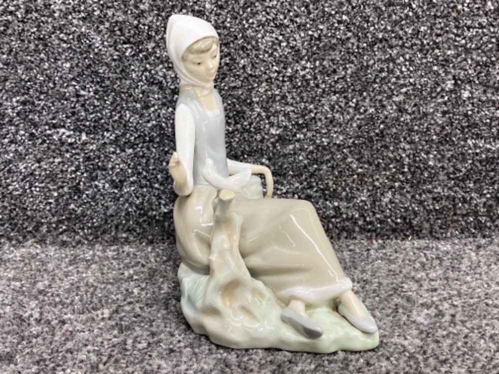 Lladro figure 4660 Shephrdess with dove - Image 2 of 3