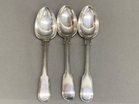 3x matching 800 silver table spoons - 202.5G