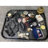 Mixed tray lot - includes coal ornaments, misc vintage costume brooches, thimbles etc
