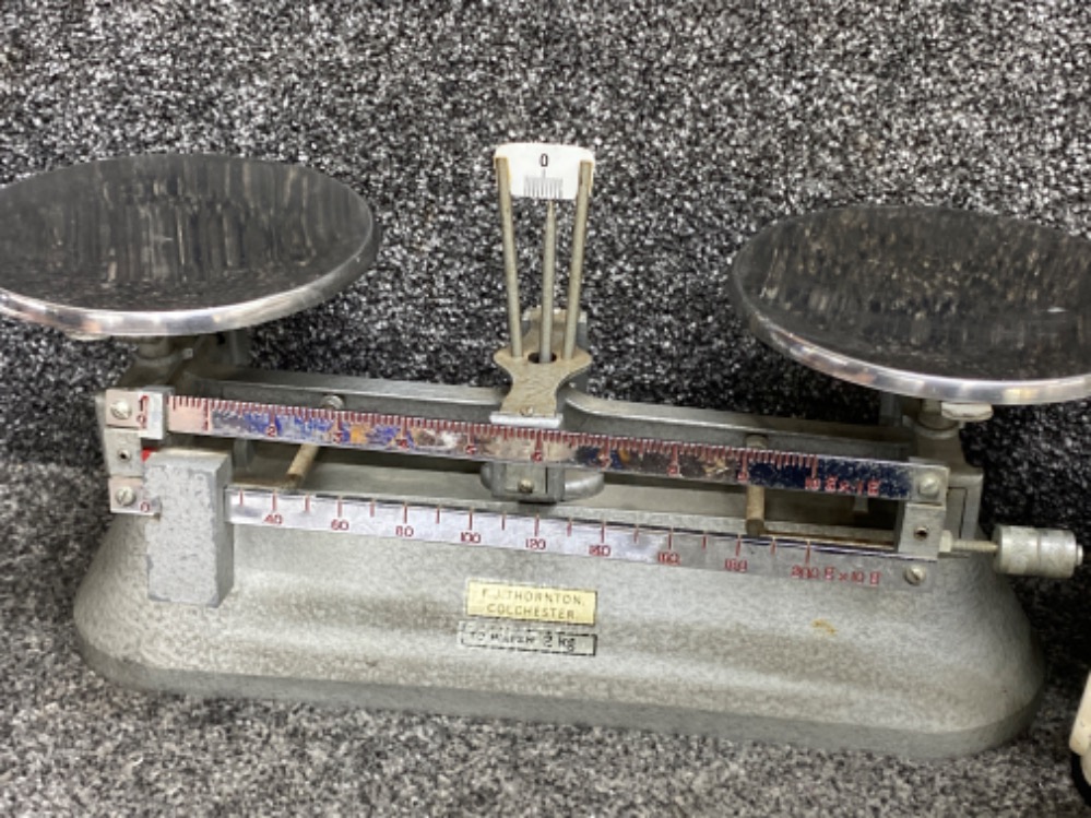 Royal shop scales & vintage balance scales - Image 2 of 3