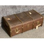 Vintage twin handled trunk, in brown