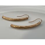 Ladies 9ct gold drop earrings. 1.2g, - collection from the 27th August