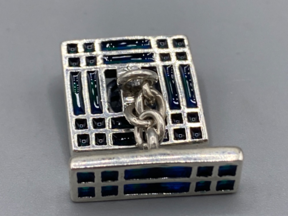 A pair of silver and enamel set Tiffany style cufflinks, 12.6g - Image 3 of 3