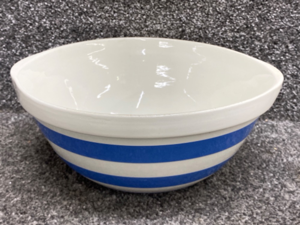 T.G.Green & Co blue & white Cornish Ware bowl, 26.5cm