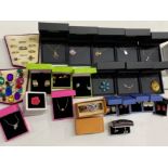 Box containing a large quantity of miscellaneous costume jewellery including Rings, earrings &