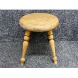 Small solid oak child's/dolls stool