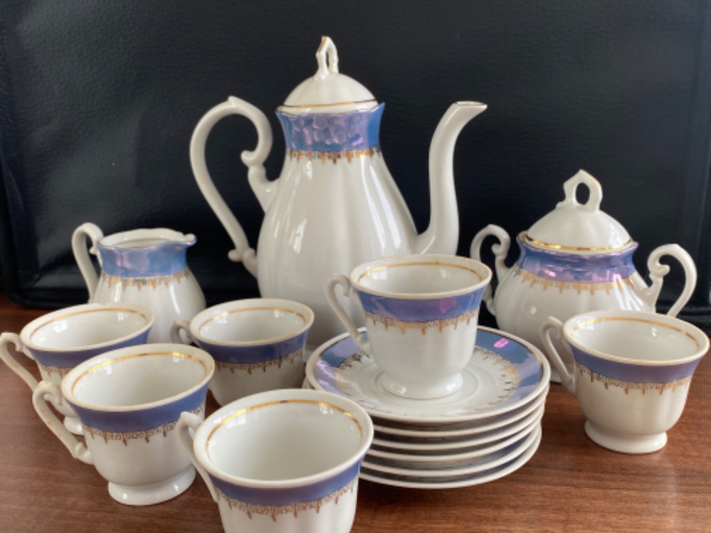 17 piece Zajecar Yugoslavia vintage Porcelain tea set