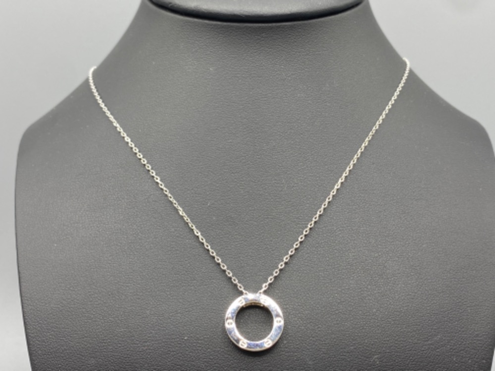 A silver designer style pendant necklace, 4.6g 46cm length