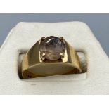 9ct gold smokey quartz solitaire ring, size M 3.5g