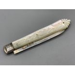 Antique hallmarked Sheffield silver fruit knife dated 1895/1896 with mother of Pearl handle