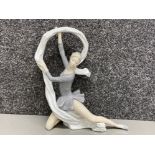 Large Nao by Lladro figure - 0185 Dancer with veil - Height 34cm x Length 30cm