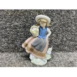 Lladro figure 5221 sweet scent with original box