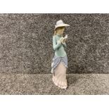 Lladro 5000 Girl reading book - this piece is 36 cm in height and in good condition