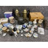 Mixed lot of Wedgwood, Maling Lustre, cigar boxes & cabinet pieces etc