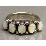 Silver 5 stone Mother of Pearl ring, size T, 10.9g gross