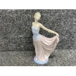 Lladro 5050vdancer in good condition with original box