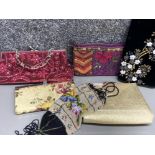 Total of 6 ladies clutch bags includes 5x vintage & 1x Antique “Victorian” Micro bead reticule