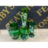 4 pieces of Mary Gregory green coloured glass items