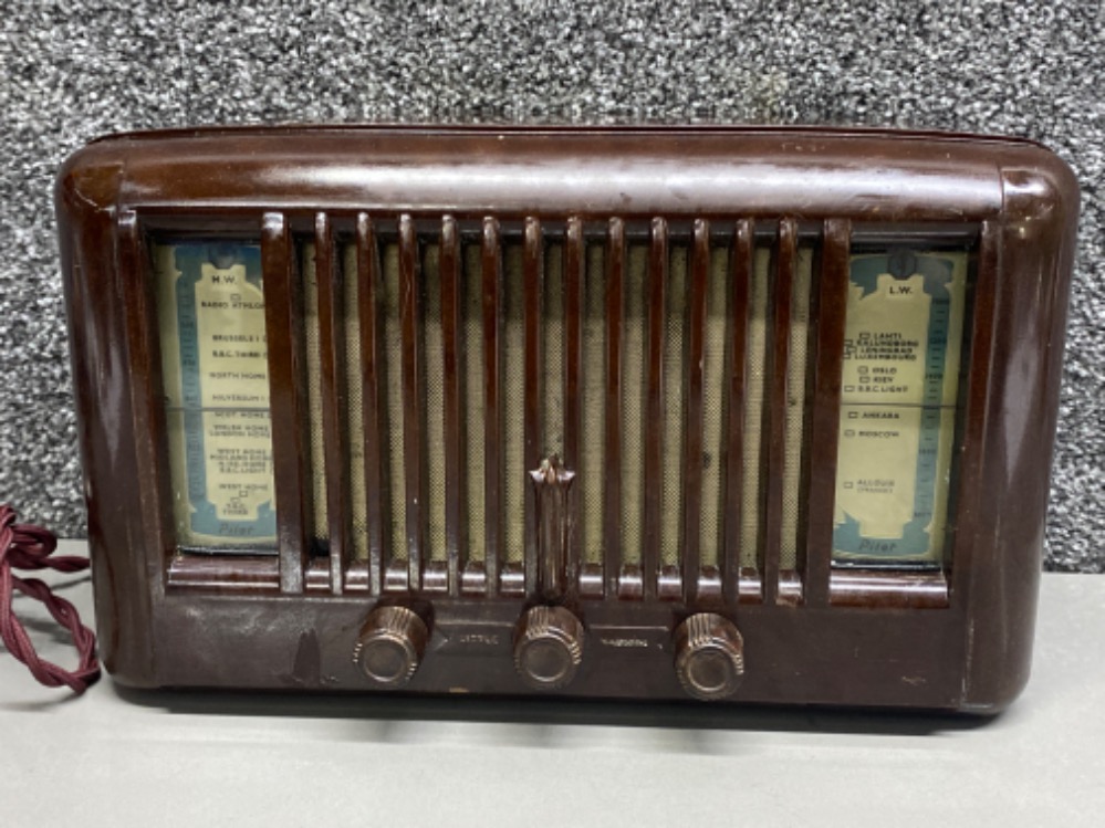 Vintage Bakelite Radio “Little Maestro” model 10, a product of Pilot Ltd London, in working