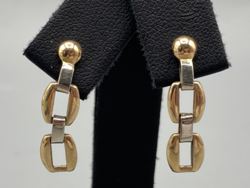 9ct white and yellow gold earrings, 3g