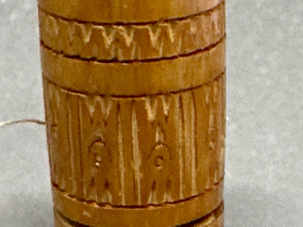 Unusual treen barrel dual bobbin spool (made in the USSR) - Image 2 of 2